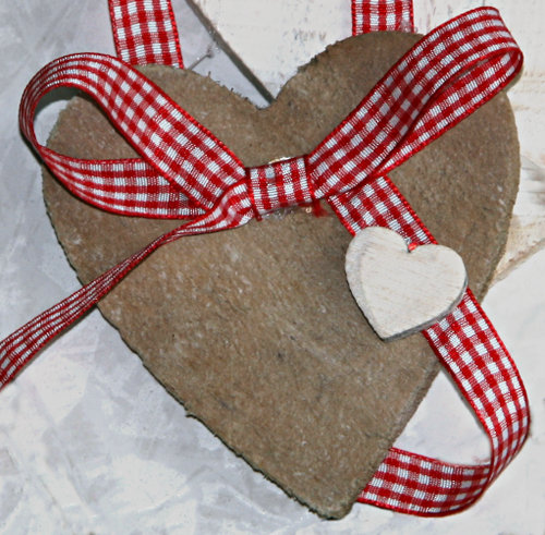 Lavoretti: cuori shabby
