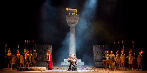 Una scena di Attila, con Enrico Iori, Devid Cecconi, Anna Markarova e Sergio Escobar