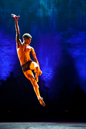 Una scena di Ballet Revoluciòn