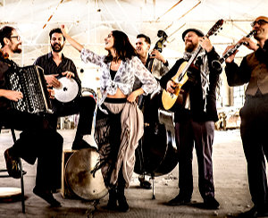 Barcelona Gipsy Balkan Orchestra