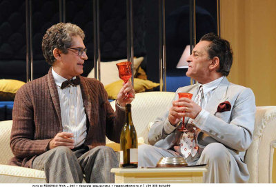 Una scena di Cercasi Tenore, di Ken Ludwig, con Gianfranco Jannuzzo