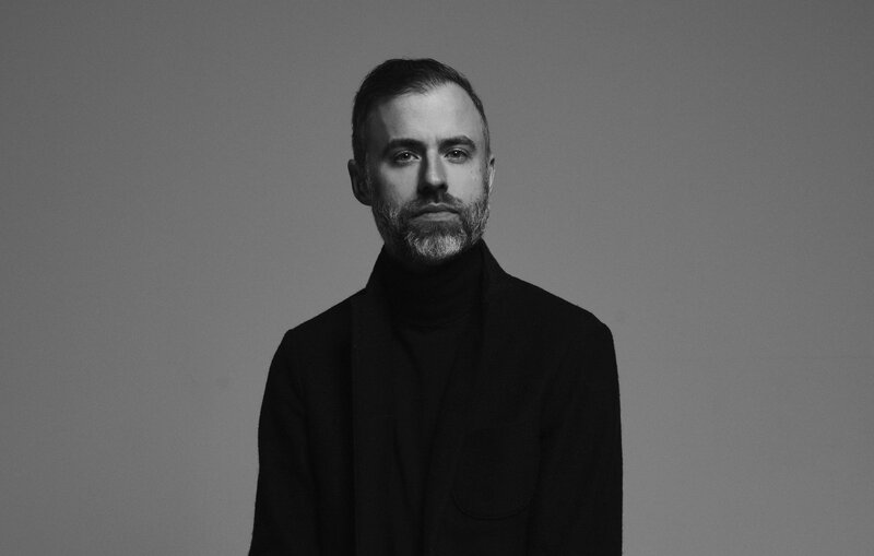 Il bassista, compositore e cantante newyorkese Chris Morrissey