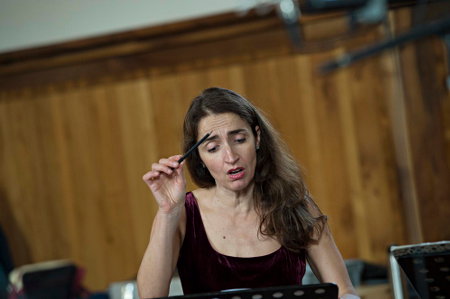 Claudia Caffagni in 'La Città delle Dame', storia di Cristina da Pizzano