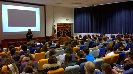 Conferenza sulla storia del rock alle scuole superiori