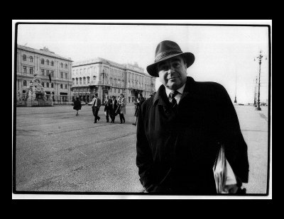 Giovanni Volpe in piazza Unità