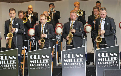 La Glenn Miller Orchestra in concerto