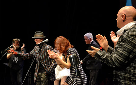 Una scena del Pupkin Kabarett