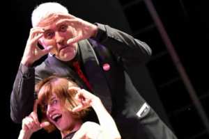 Pupkin Kabarett Show: Selfisti di tutto il mondo, unitevi!