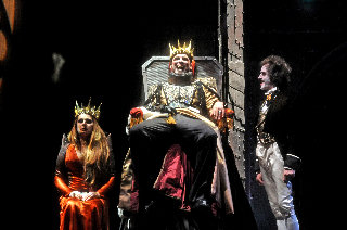 Una scena di RIII-Riccardo Terzo di Shakespeare, adattamento e traduzione di Vitaliano Trevisan