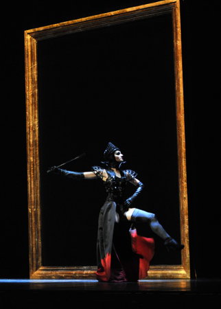 Una rappresentazione della stagione di teatro 2014-2015del Rossetti