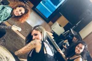 Band Strange Kind Of Women